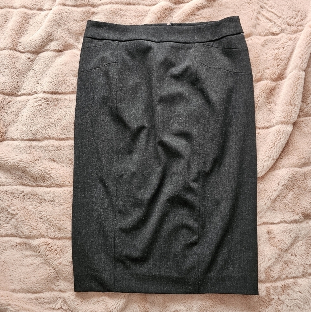 RW&Co Size 0 Chic Gray Pencil Skirt work wear